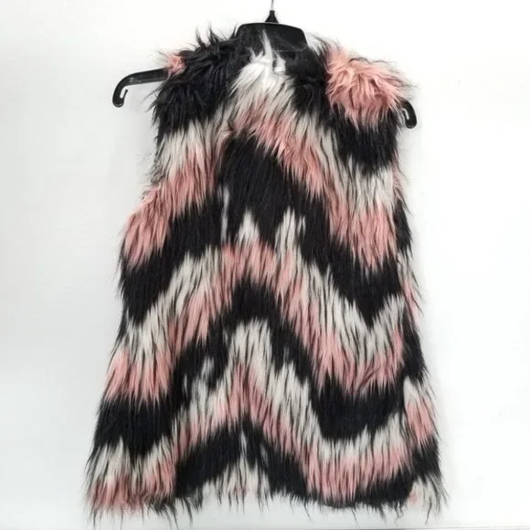 Rue 21 Faux Fur vest - Picture 2 of 3